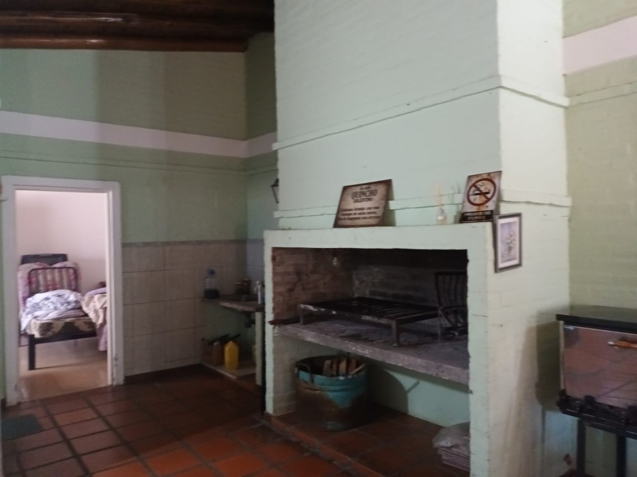 QUINCHO EN URQUIZA AL OESTE
