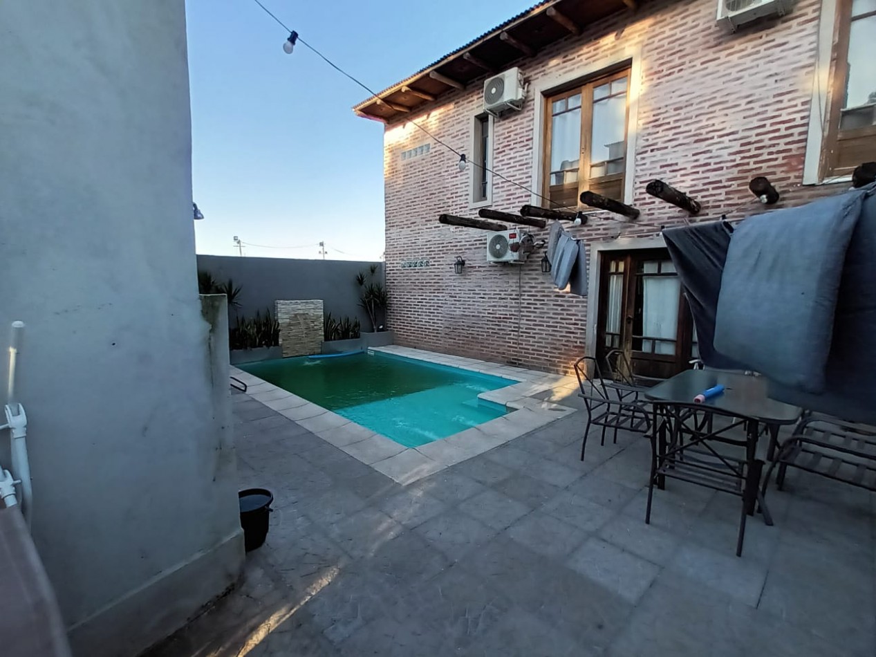 Casa y dpto en Venta
