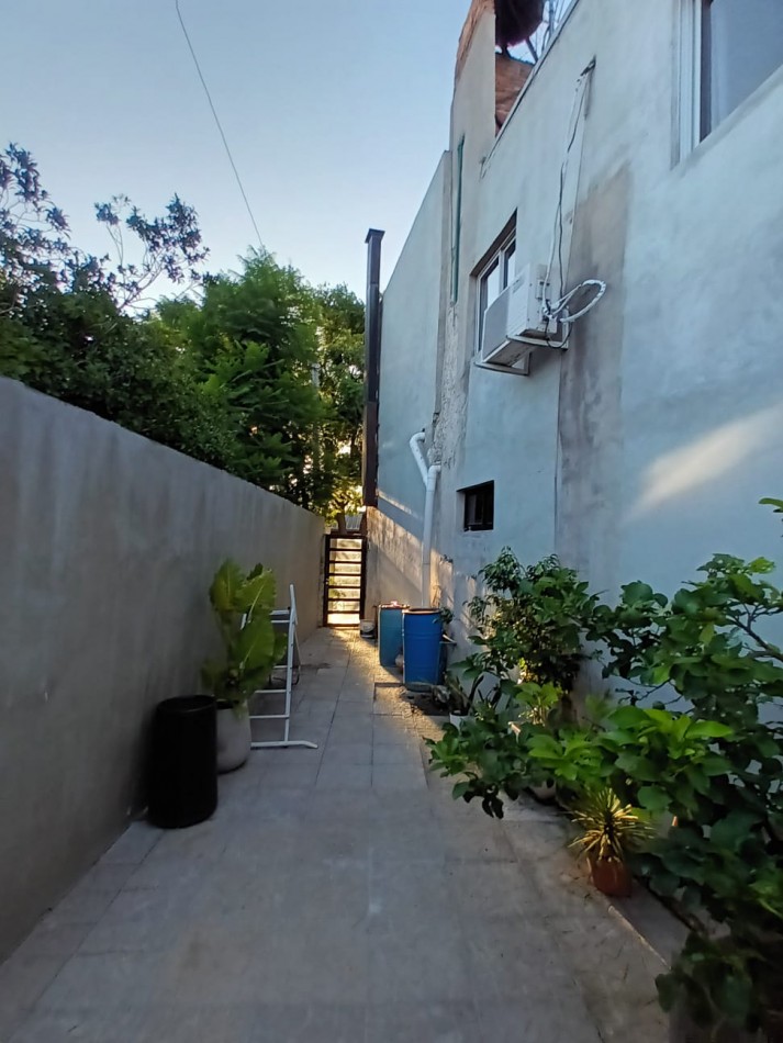 Casa y dpto en Venta