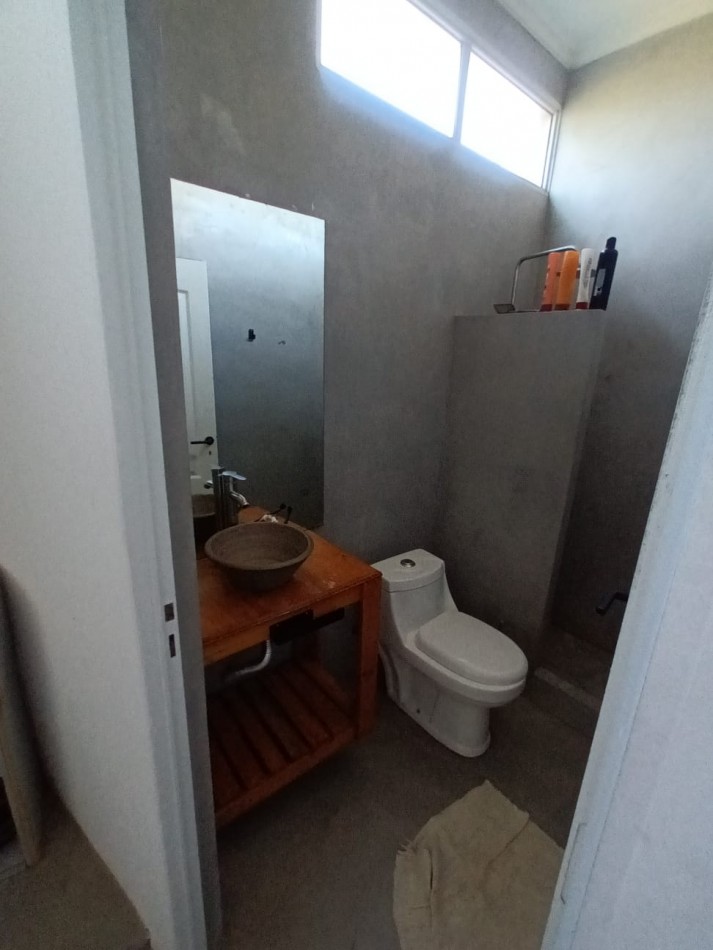 Casa y dpto en Venta