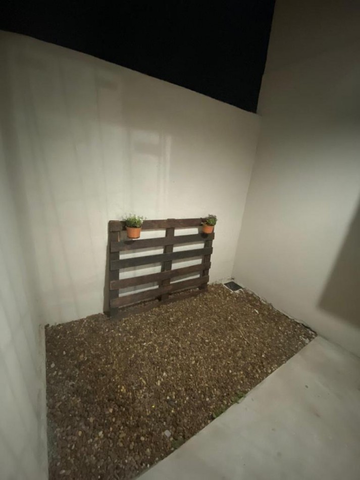 Duplex en 2 de Abril 1230