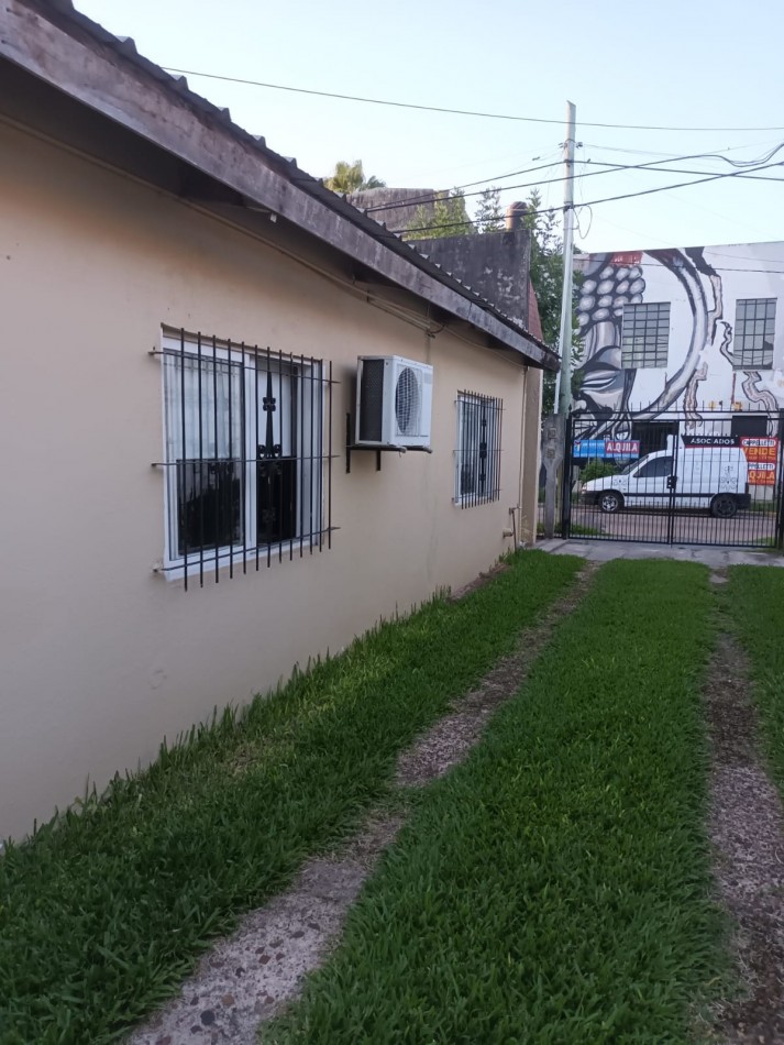 URQUIZA 179- EN VENTA :CASA + 4 DPTOS