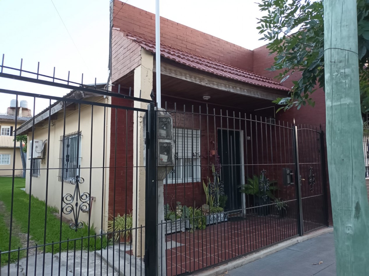 URQUIZA 179- EN VENTA :CASA + 4 DPTOS