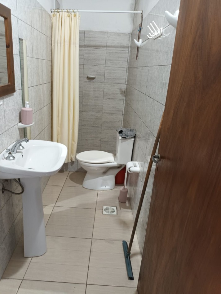 URQUIZA 179- EN VENTA :CASA + 4 DPTOS