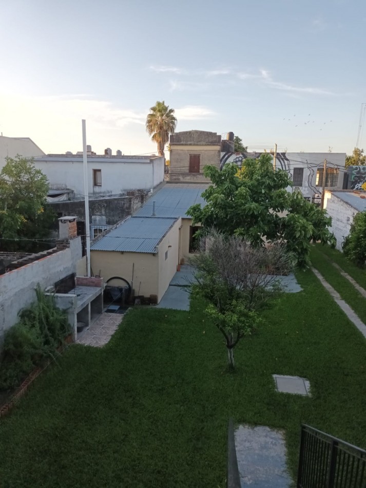URQUIZA 179- EN VENTA :CASA + 4 DPTOS